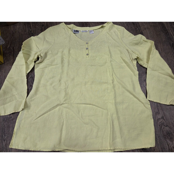 Richard Malcolm Irish Linen Light Lime Green Embroidered Blouse Size XL V Neck - Picture 1 of 6